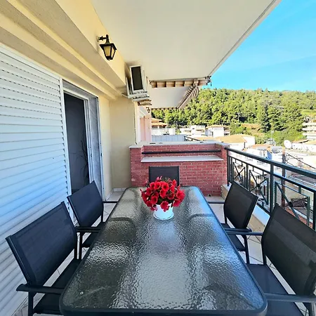Maria's Sunshine Place Apartment