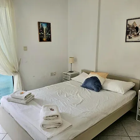 Maria's Sunshine Place شقة